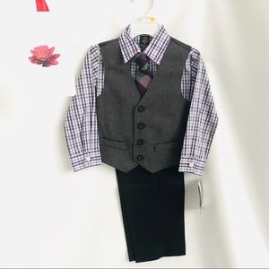 Dockers 4 piece set size 2T